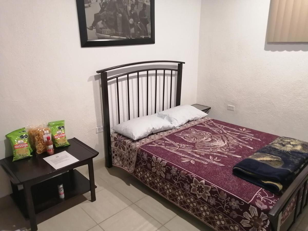 Monchita'S Ensenada Baja, Apartments For Rent. מראה חיצוני תמונה